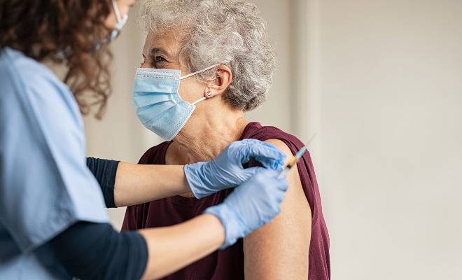 la-sicurezza-dei-vaccini-meno-tempo-si-impiega-a-produrli-meno-sono-sicuri